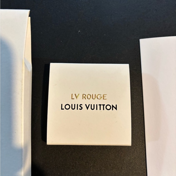 Louis Vuitton Rouge Lipstick Sample Set - Picture 15 of 15